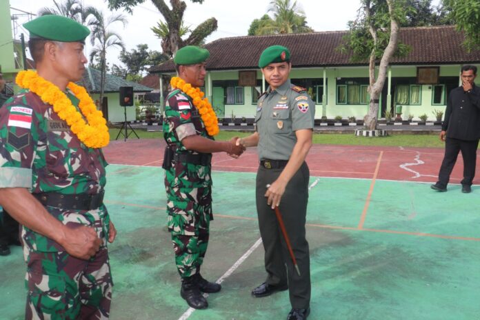 1. Dua Prajurit Kodim Klungkung Berhasil Jalankan Tugas