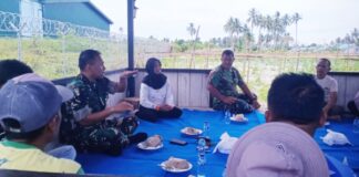 Patroli Rutin, Kolonel Jajang Tinjau Kebun Ketahanan Pangan Lanud RSA (6)