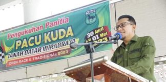 Bupati Tanah Datar Lantik Panitia Pacu Kuda dan Open Race Tradisional 2023