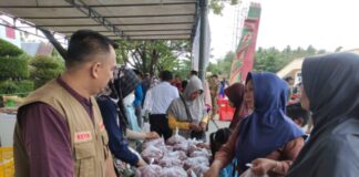 Penuhi Kebutuhan Warga di Hari Raya, Pemkab Natuna Gelar Bazar Pangan Murah
