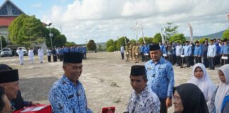 Bupati Natuna Pimpin Upacara Peringatan Hardiknas