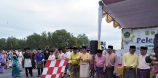 Gubernur Kepri Lepas Pawai Takruf STQH Kepri ke-X di Karimun