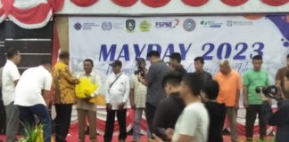 Bupati Hadiri Peringatan Hari Buruh di Gedung Nasional Karimun