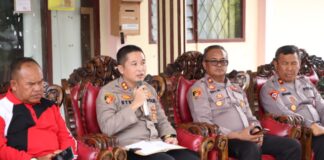 Gelar Jumat Curhat, Ini Pesan Kapolres Karimun
