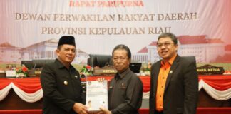 Gubernur Serahkan Ranperda Pertanggungjawaban Pelaksanaan APBD 2022 ke DPRD Kepri