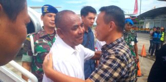 Tradisi Pengantar Tugas Kolonel Jajang, dari Forkopimda dan Prajurit Lanud RSA Penuhi Bandara