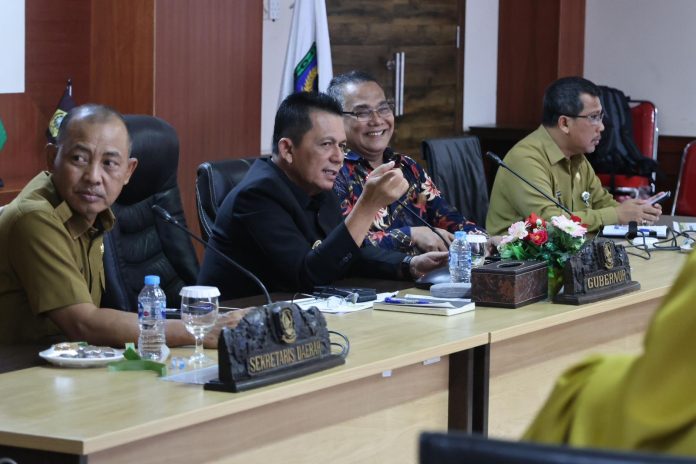 175611bd8a84bdb36aa88db33d7ce51b