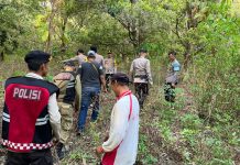 Patroli Jalan Kaki di Hutan, Kapolsek Midai Antisipasi Kebakaran Lahan