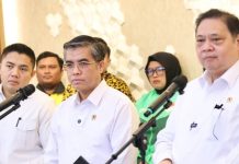 THR Tidak Bisa Dicicil, Menaker: Wajib Dibayar Penuh