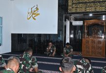 Tingkatkan Iman Keluarga Besar Lanud RSA Natuna, Marsma Onesmus Gelar Ibadah Rutin Lintas Agama