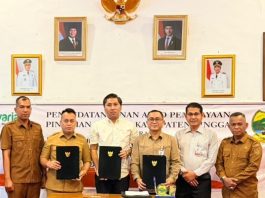 Pemkab Lingga Tandatangan Pembiayaan Pinjaman dengan BRK Syariah Daik Lingga