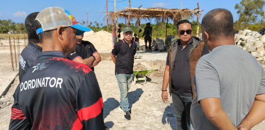 Tinjau Pembangunan Koperasi Merah Putih Serasan Timur, Ini Pesan Kajari Natuna