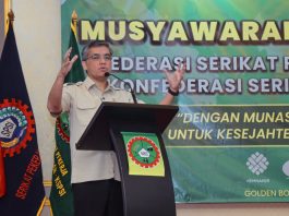 Hubungan Industrial Harus Naik Kelas, Menaker: Agar Pekerja Tidak Tertinggal oleh AI