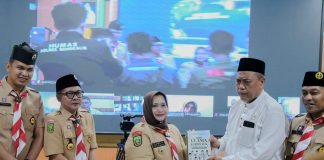 Buku Profil Ulama Kharismatik Bengkalis Jilid II, Kasmarni: Teladani Perjuangan Mereka