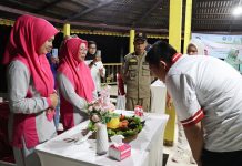 Kreasi Tumpeng Lestarikan Budaya ‘Emak-Emak’ Kuala Sempang Bintan