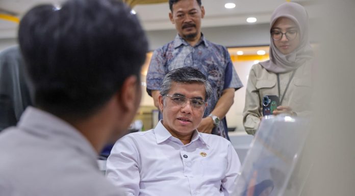 Sertifikasi Kompetensi, Menaker: Sangat Penting bagi Lulusan Magang