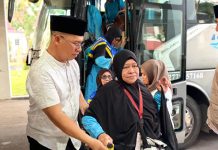 Bupati Aneng Sambut Kedatangan Jemaah Haji Asal Anambas di Batam
