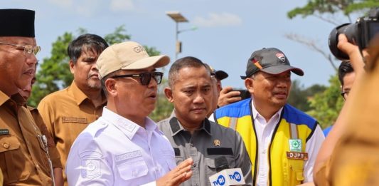 Wagub Kepri dan Kepala BNPT RI Tinjau Lokasi Sekolah Rakyat di Dompak