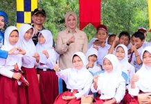 Wabup Bintan Berharap Aplikasi Si-Pintar, Permudah Orang Tua Daftarkan Anak Masuk Sekolah
