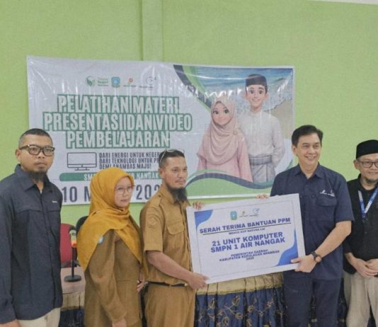 Peduli Pendidikan di Anambas, Medco E&P Natuna Bantu 21 Unit Komputer ke SMP Negeri 1 Air Nangak