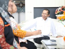 Terima Kunjungan Petugas Sensus Ekonomi, Amsakar Ajak Warga Batam Berikan Data Akurat