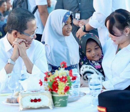 Amsakar-Li Claudia Perluas Lapangan Kerja di Batam dan Tingkatkan Pendidikan Anak Hinterland