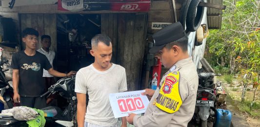 Bhabinkamtibmas Ranai Darat Ajak Pengelola Bengkel Motor Cegah Balap Liar dan Sosialisasikan Layanan Polisi 110