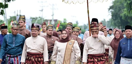 Puncak Hari Jadi ke-514 Bengkalis, Diawali Arak-arakan Adat Menuju Sidang Paripurna Istimewa