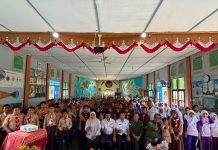 Bersama Bagian Hukum Setda Kepulauan Anambas, Kejari Gelar Jaksa Masuk Sekolah di SD Negeri 001 Tarempa