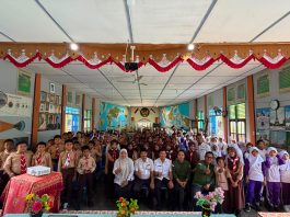 Bersama Bagian Hukum Setda Kepulauan Anambas, Kejari Gelar Jaksa Masuk Sekolah di SD Negeri 001 Tarempa