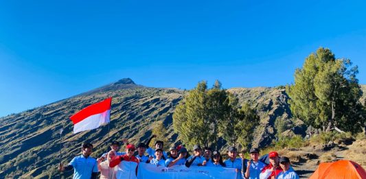 Tingkatkan Keselamatan Wisatawan, Kemnaker Perkuat Kompetensi Pemandu Wisata Gunung di NTB