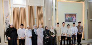 Meski Agenda Padat, UAS Sempatkan Tabligh Akbar di Bengkalis