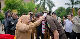 Adat Melayu Sambut Kajati Riau, Bupati Kasmarni: Teguhkan Jati Diri Budaya Bengkalis