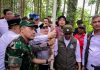 Di Hadapan Menteri Kehutanan, Kasmarni Komitmen Jaga Lahan Gambut dan Perkuat Restorasi di Bengkalis